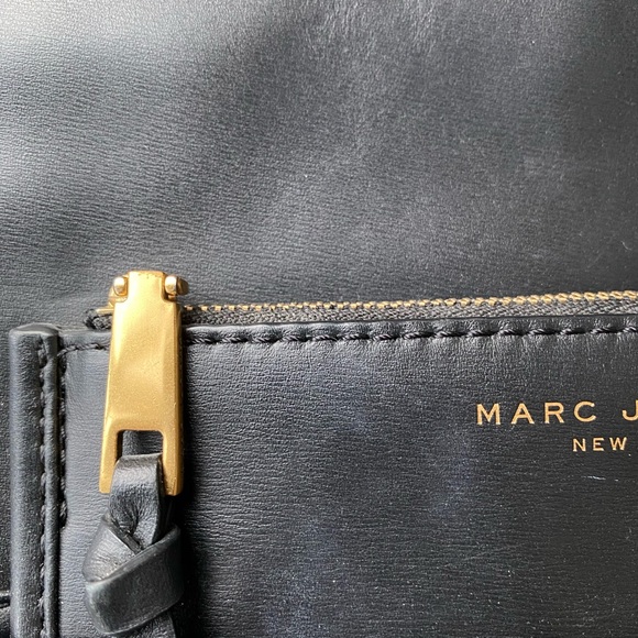 Marc Jacobs Handbag - Picture 3 of 6